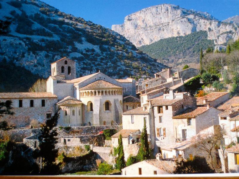 Charmante Maison A Saint Guilhem Le Desert エクステリア 写真