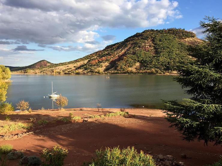Charmante Maison A Saint Guilhem Le Desert エクステリア 写真